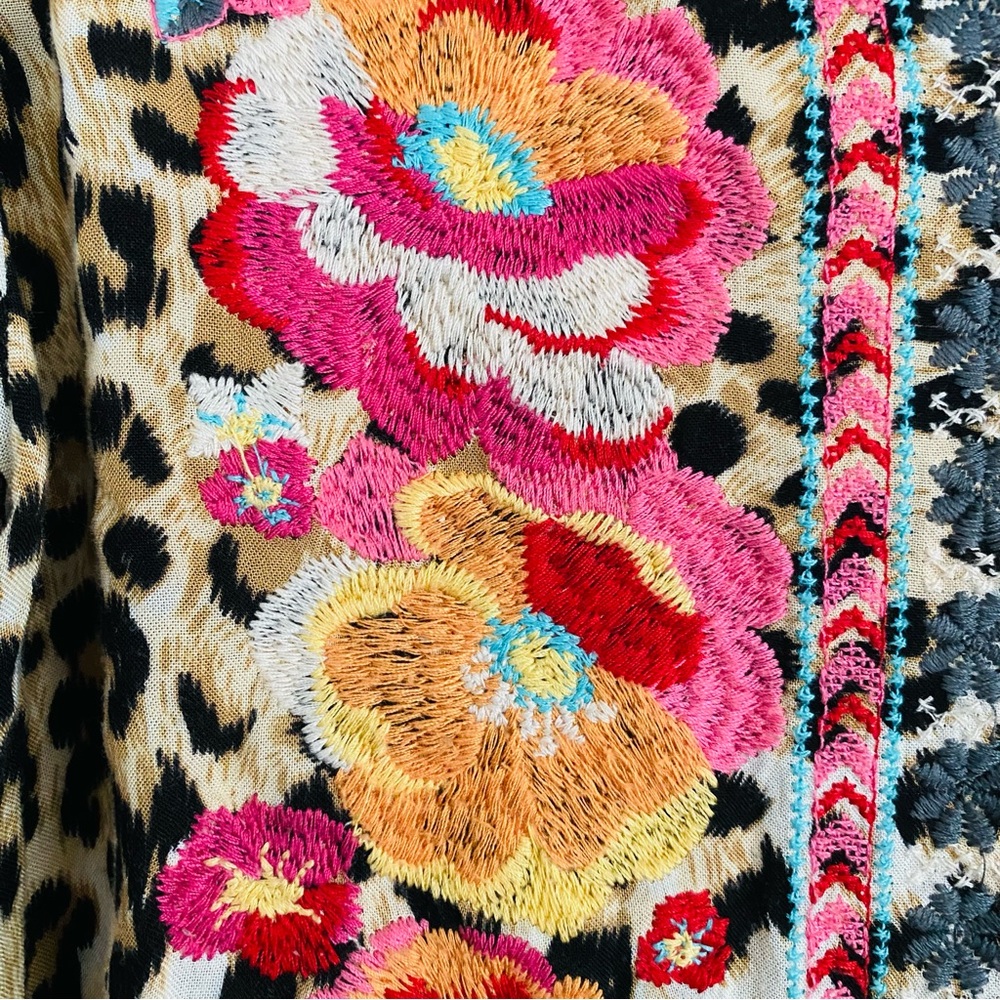 Savanna Jane Boho Colorful Floral‎ Embroidered Leopard Animal Print Blouse Small - Picture 7 of 11